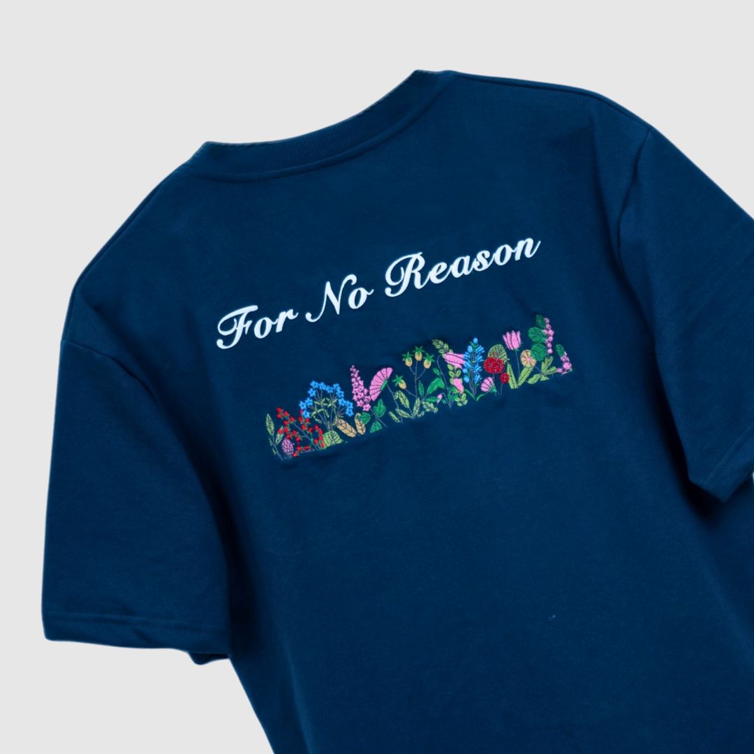 BLOOMING BLUE